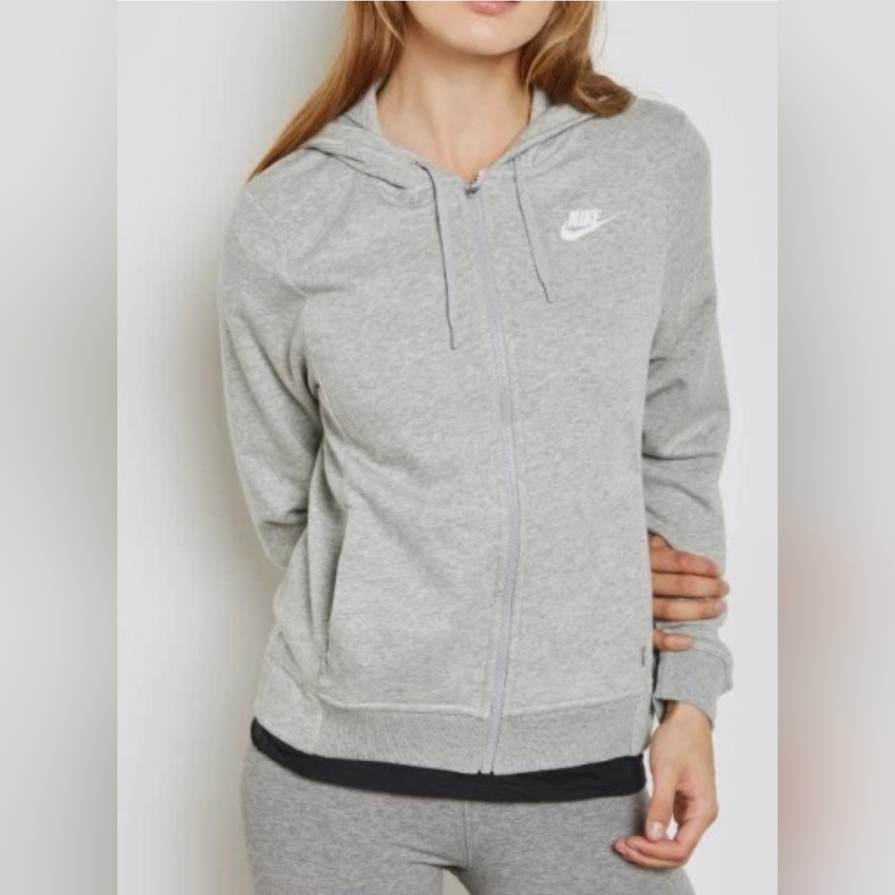 NikeWomen's Sportswear Club Fleece Full-Zip Hoodie
